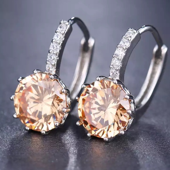 Jewelry - New Women’s 925 Silver Round Cut Sapphire Earrings